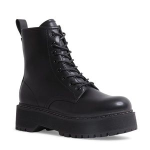 Dr Marten Jason Dupe- Steve Madden